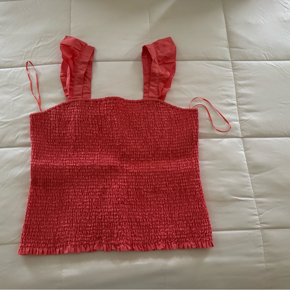 Old Navy Coral Smocked Camisole NWOT.  Size XL